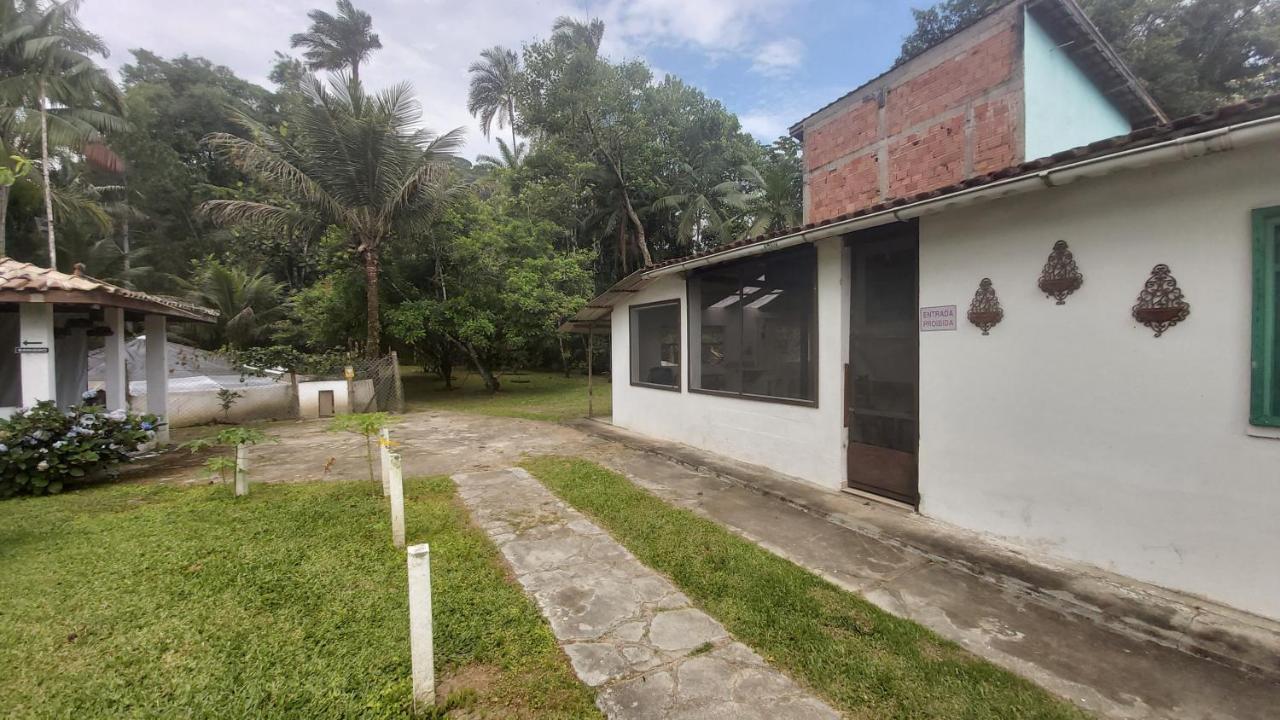 Vila Chale No Jardim Ar Condicionado Pereque Acu Ubatuba Exteriér fotografie